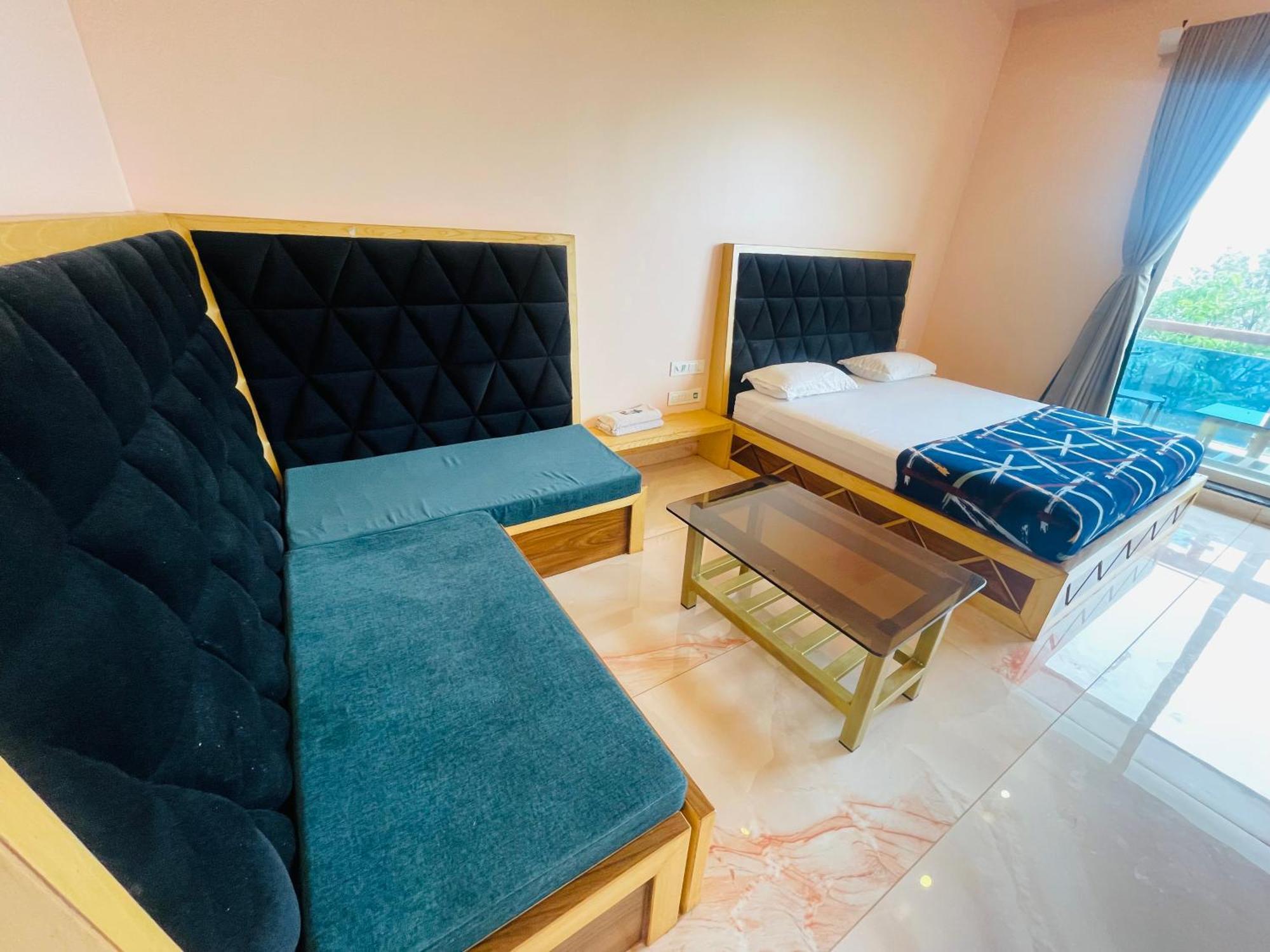 Natural Resort Panhāla Εξωτερικό φωτογραφία